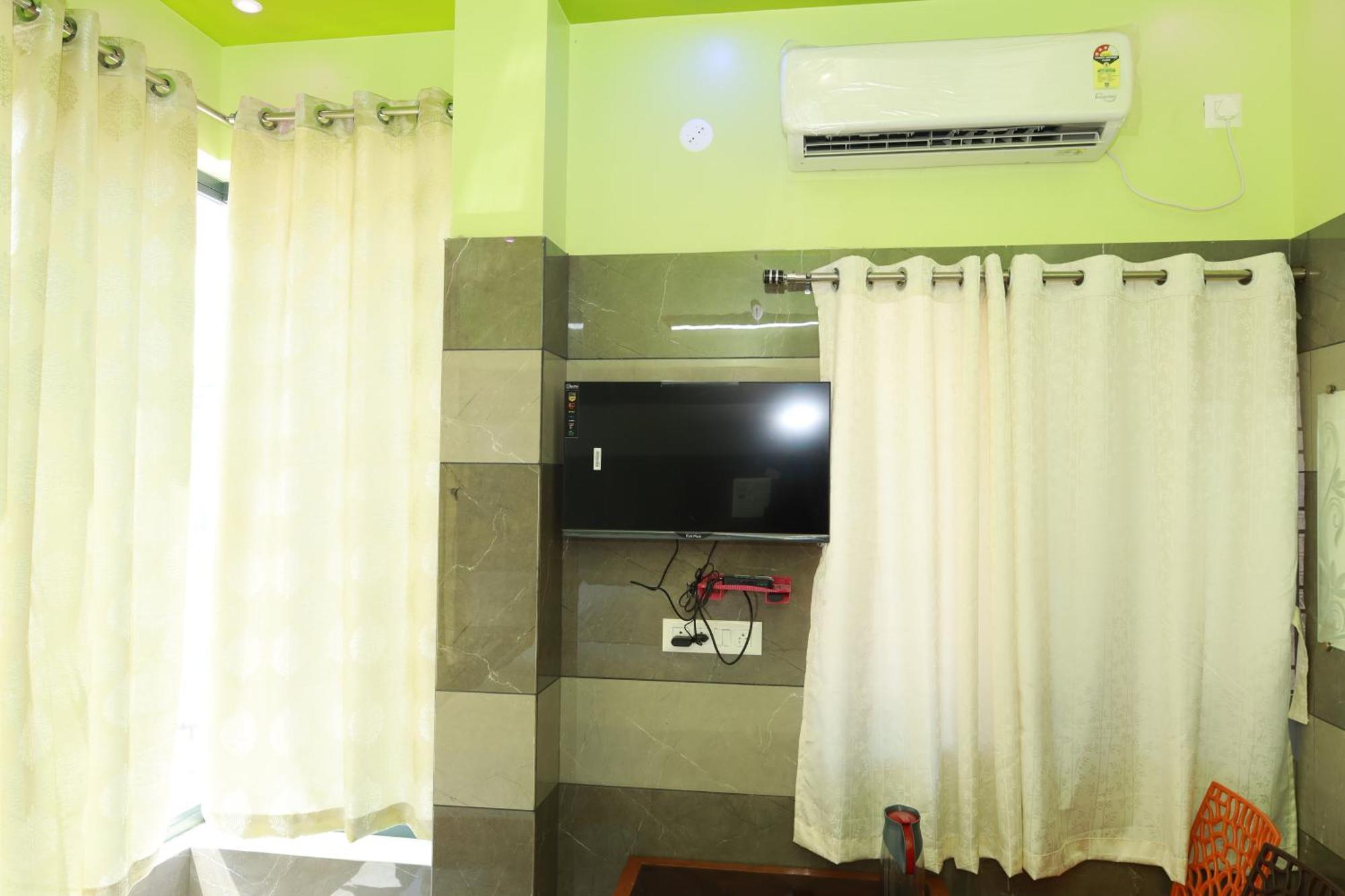 Hotel Rv Residency Wodapatti Esterno foto