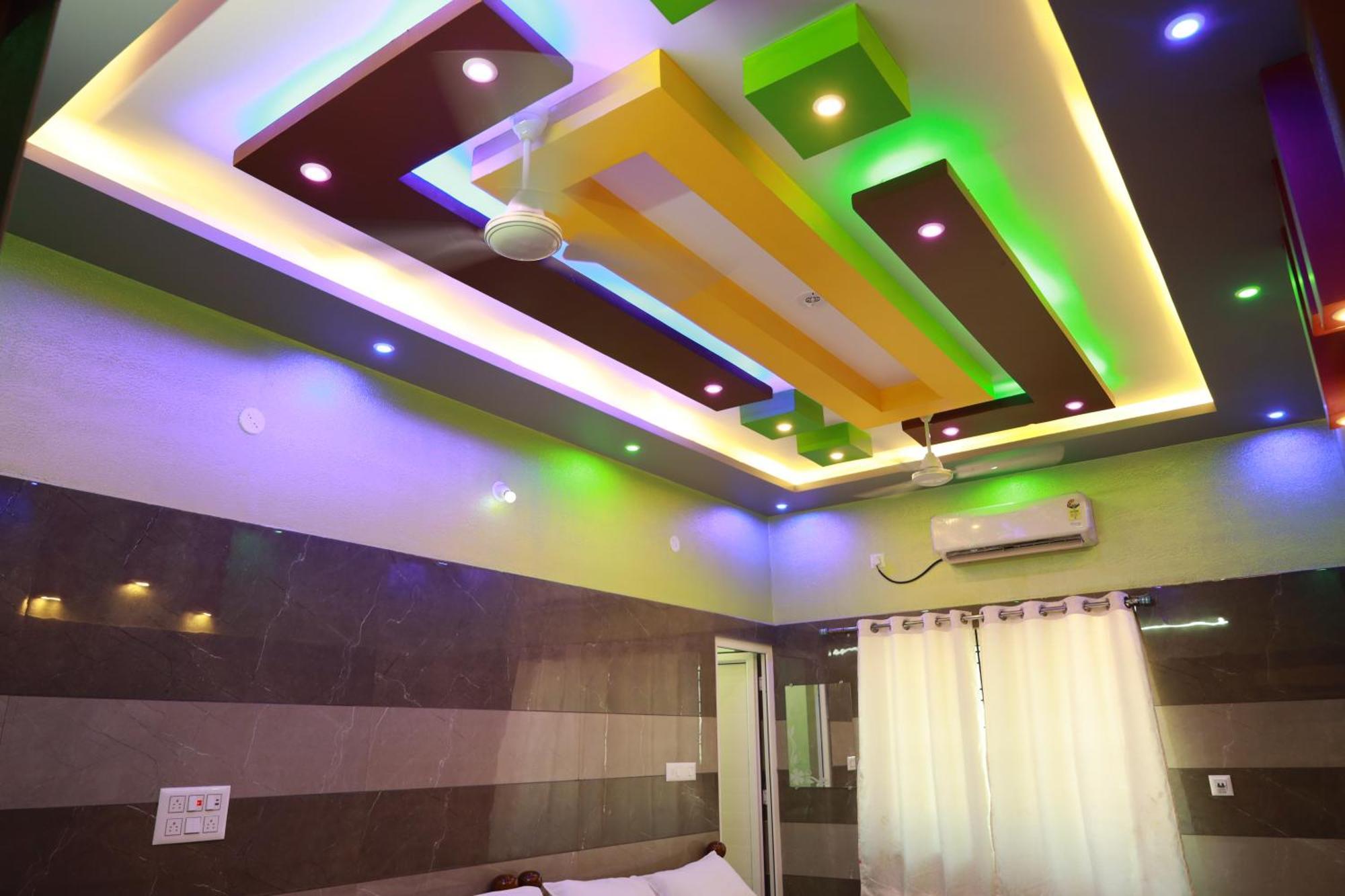 Hotel Rv Residency Wodapatti Esterno foto