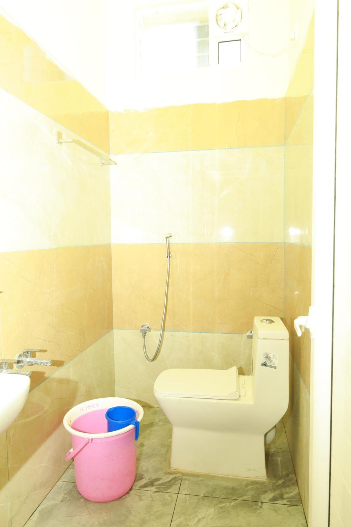 Hotel Rv Residency Wodapatti Esterno foto