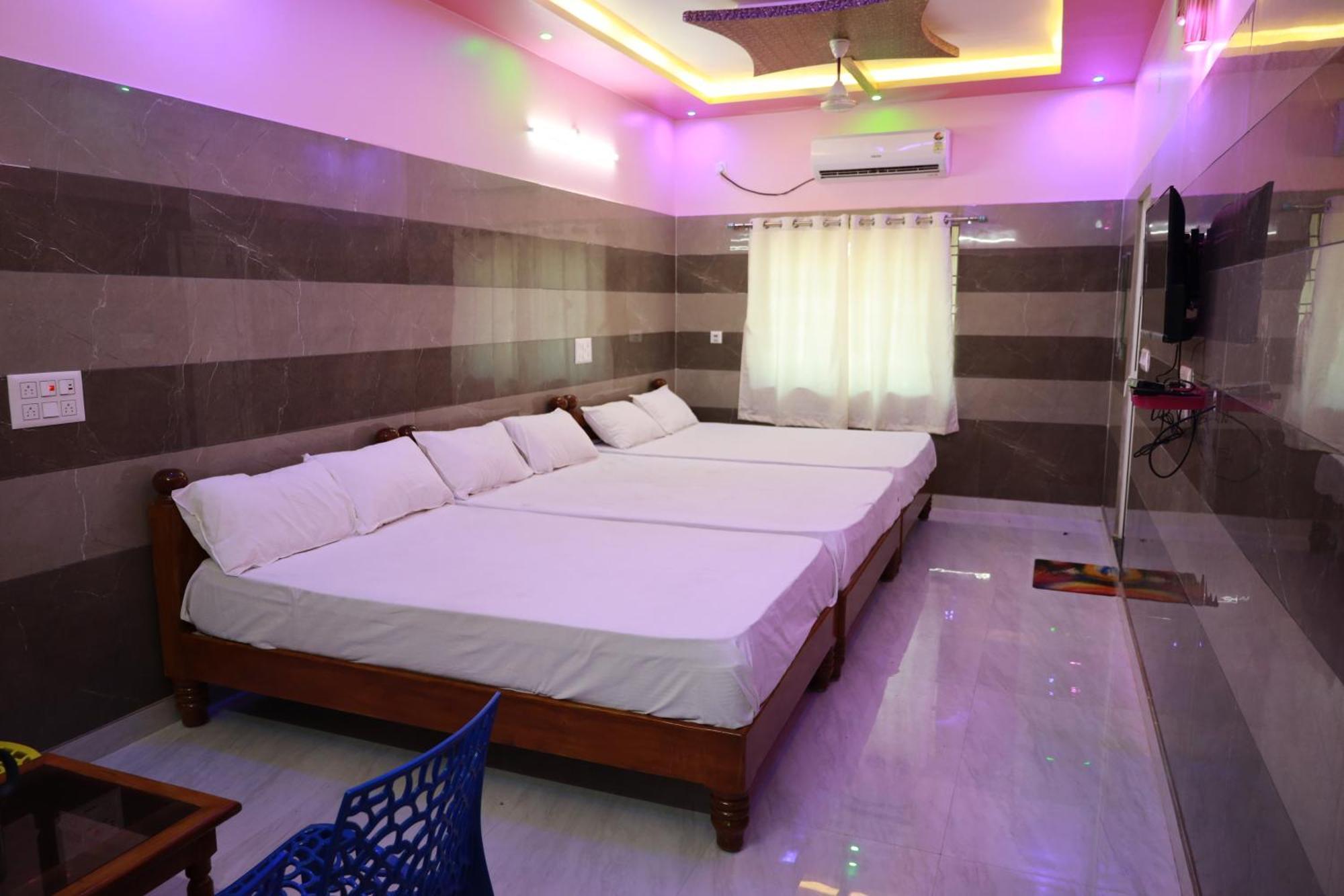 Hotel Rv Residency Wodapatti Esterno foto