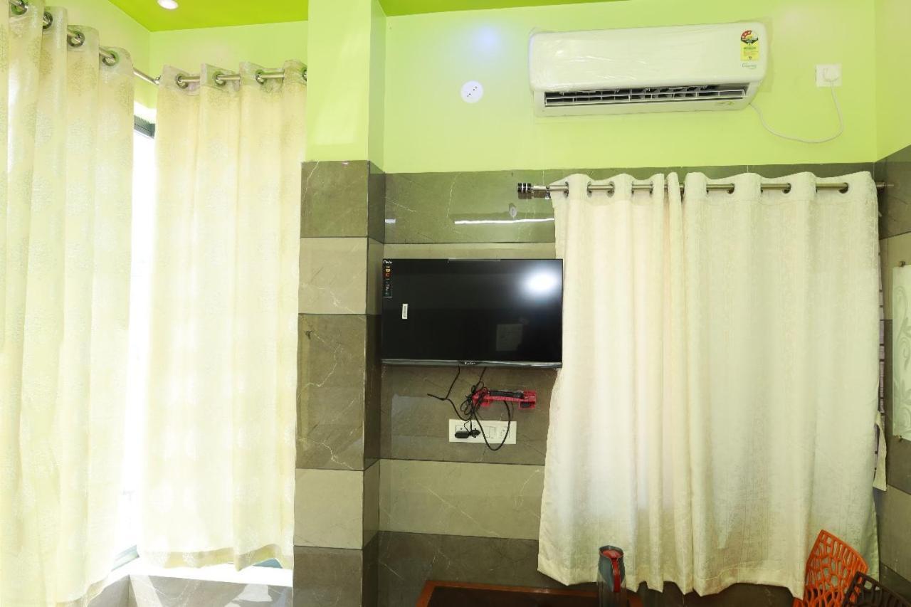 Hotel Rv Residency Wodapatti Esterno foto